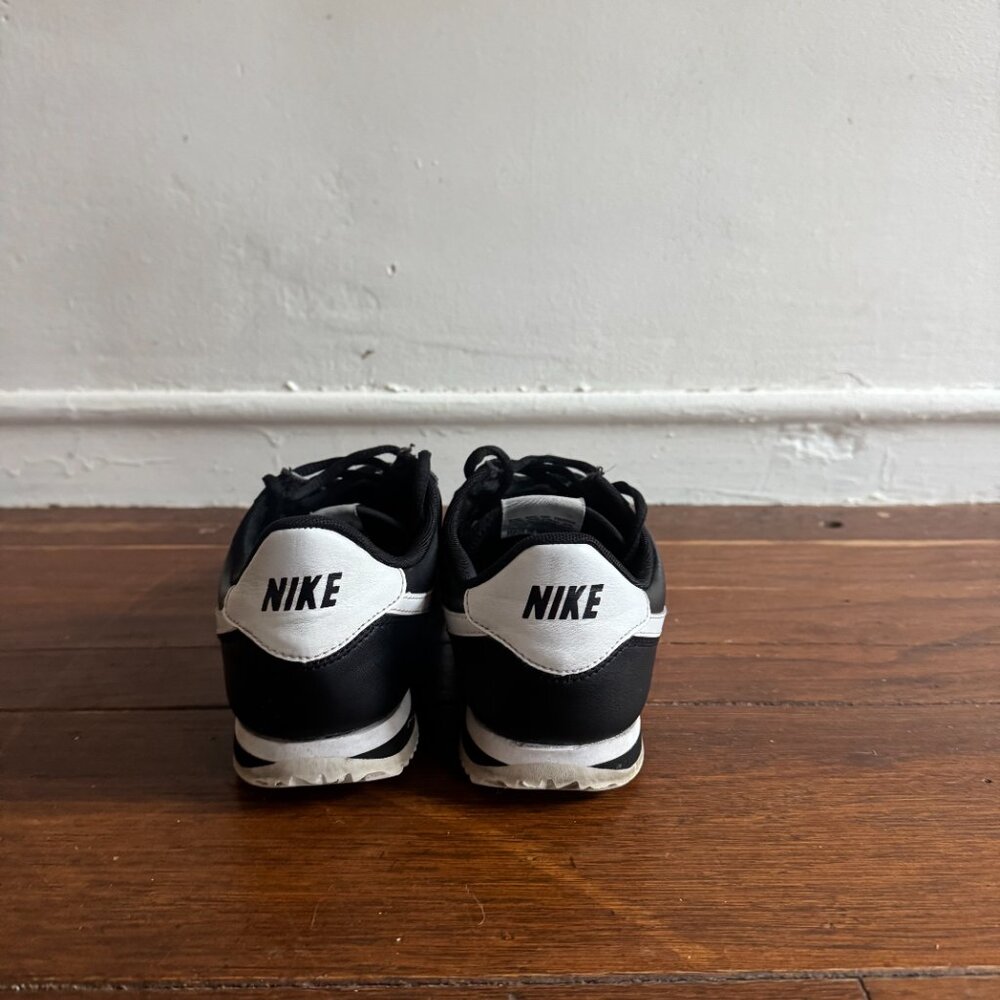 Nike Cortez - Picture 3 of 3